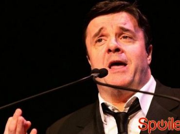 Nathan Lane pojawi się w Żonie idealnej jako wielki ból głowy dla [spoiler]