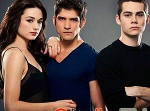 4 spoilery o Chirurgach, Teen Wolf, Pamiętnikach wampirów i American Horror Story