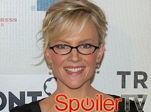 Rachael Harris jako [spoiler] w Happy Endings