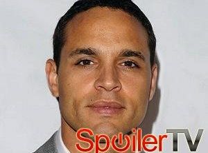 Daniel Sunjata  z Rescue Me pojawi się w Smash jako [spoiler] Woo