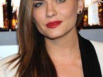 Jodi Lyn O'Keefe ze Skazanego na śmierć gościnnie w Castle