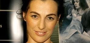 Ayelet Zurer gościnnie w 2 sezonie 