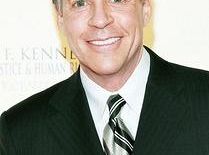 Bob Costas pojawi się w nowym serialu Go On