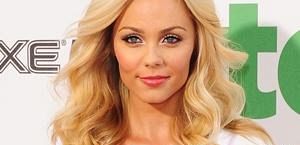 Laura Vandervoort ze 
