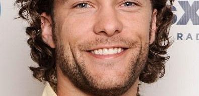 Kyle Schmid jako 'Ace' w 