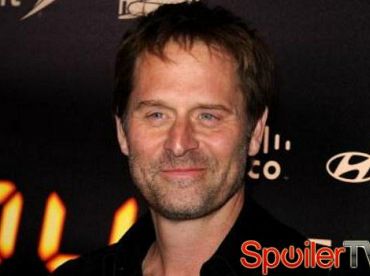 Jeffrey Nordling z Malibu Country w Arrow jako [spoiler]