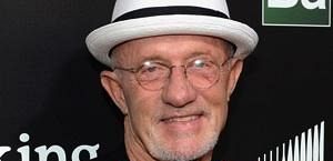 Jonathan Banks z 