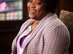 Loretta Devine mówi o Chirurgach, nominacji do Emmy, sequelu Waiting to Exhale i innych