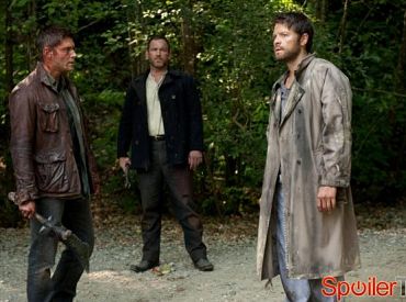 Wycieczka z powrotem do Czyśćca pokazuje złamanego Casa i krwawego Deana w Supernatural