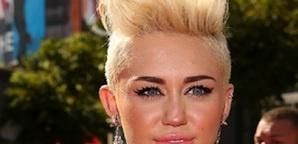 Miley Cyrus już nie zagra Bonnie w miniserialu Lifetime