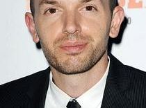 Paul Scheer z The League gościnnie we Współczesnej rodzinie