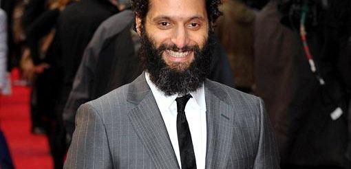Jason Mantzoukas jako nowy chłopak Haley we 