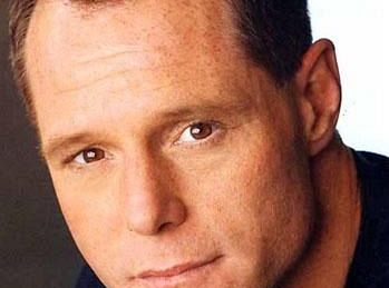 Jason Beghe z Californication gościnnie w Last Resort