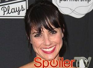 Constance Zimmer pojawi się w Chirurgach, może zagra nową miłość [spoiler]?