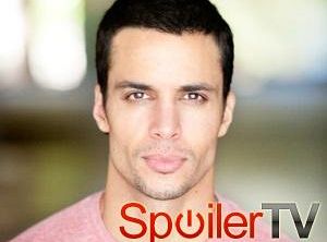 Matt Cedeno będzie się pojawiał w Devious Maids