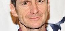 Denis O'Hare z 