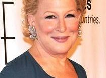 Bette Midler nadal czeka na pojawienie się w Glee