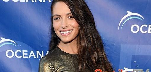 Sarah Shahi będzie pojawiać się w 