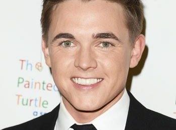 Jesse McCartney na służbie w Poślubionych armii
