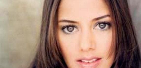 Sheetal Sheth gościnnie w 