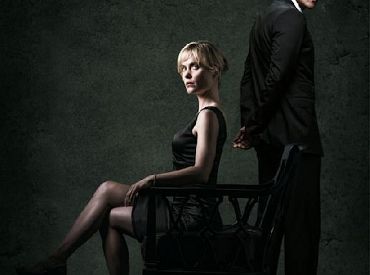 Pierwsze spojrzenie na Red Widow:  Radha Mitchell i Goran Visnjic są ubrani, aby... zabić?