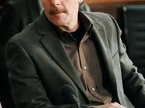 Gary Cole powróci do Żony idealnej