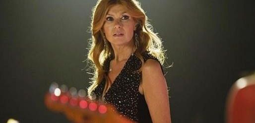 Zamarcie na scenie, taniec po pijaku z Liamem - czy Rayna traci rozum w 