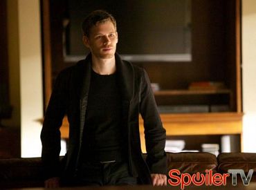 Joseph Morgan z Pamiętników wampirów o odcinku Klaroline, nadchodzącej śmierci i spinoffie