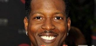 Odcinki pilotowe: Corey Reynolds z 