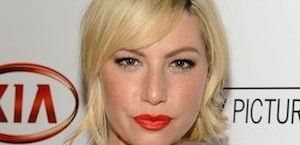 Odcinki pilotowe: Ari Graynor z główną rolą w 