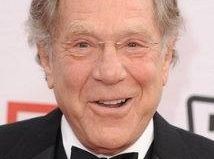 Odcinki pilotowe: George Segal w komedii ABC How the Hell Am I Normal