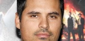 Odcinki pilotowe: Michael Peña w dramacie Foxa 