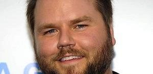 Odcinki pilotowe: Tyler Labine pojawi się w 