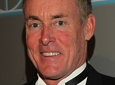 Odcinki pilotowe: John C. McGinley w komedii TBS Ground Floor