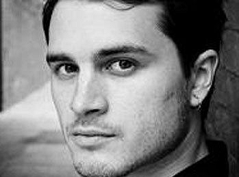 Odcinki pilotowe: Michael Malarkey zagra księcia w dramacie CW