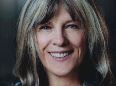 Odcinki pilotowe: Mimi Kennedy  pojawi się w Two Wrongs
