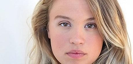 Odcinki pilotowe: Evie Thompson zagra w 
