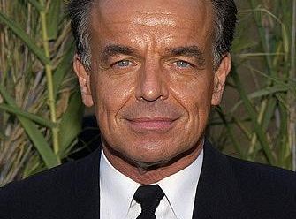 Ray Wise gościnnie w 2 sezonie Perception