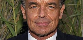 Ray Wise gościnnie w 2 sezonie 