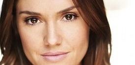 Odcinki pilotowe: Erinn Hayes pojawi się w 