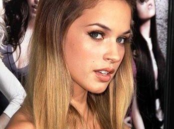 Odcinki pilotowe: Alexis Knapp w komedii TBS Ground Floor