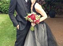 Shenae Grimes z 90210 wzięła ślub... w czarnej sukience!
