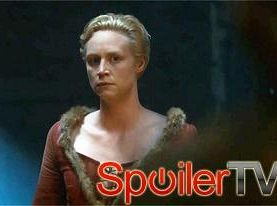 Zmiana sił w Grze o tron: Brienne spotyka niedźwiedzia, a Theon znów coś traci