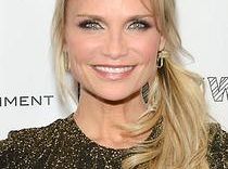 Kristin Chenoweth, Kristen Johnston, Cloris Leachman gościnnie w Kirstie