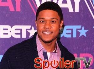 Pooch Hall gościnnie w 3 sezonie Necessary Roughness