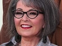 NBC bliskie zamówinia komedii z Roseanne Barr