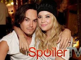 Ashley Benson o plotkach na temat romansu z gwiazdą Słodkich kłamstewek