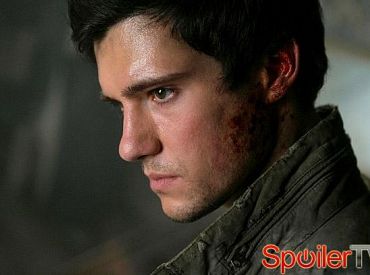 Drew Roy zapowiada szokujący odcinek Wrogiego nieba