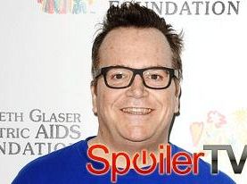 Tom Arnold pojawi się gościnnie w 8 sezonie Świrów