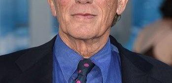Peter Weller pojawi się w 6 sezonie 